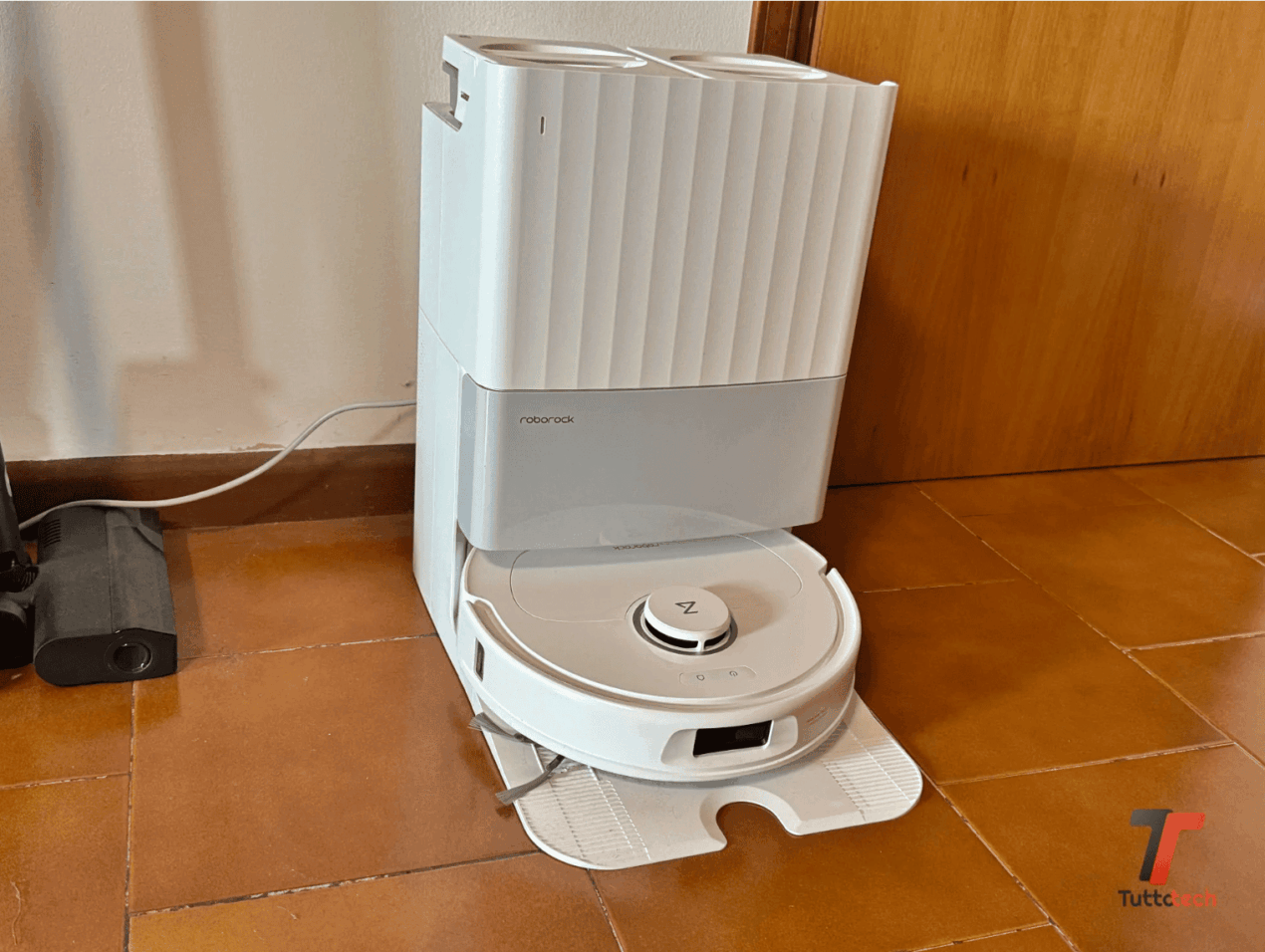 Roborock Qrevo S5V a questo prezzo è il migliore: sconto del 42% (listino) e nuovo minimo storico
