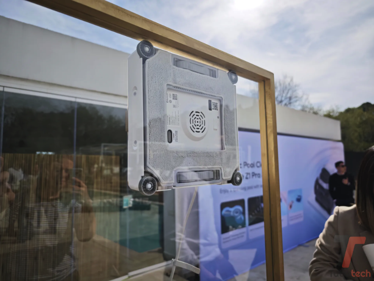 Il nuovo robot DREAME C1 per la pulizia dei vetri è in super sconto di 100€ su Amazon