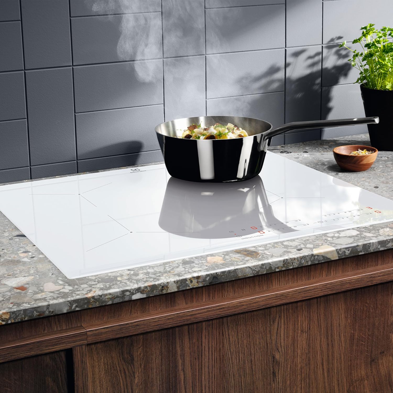 Electrolux LIL61443BW