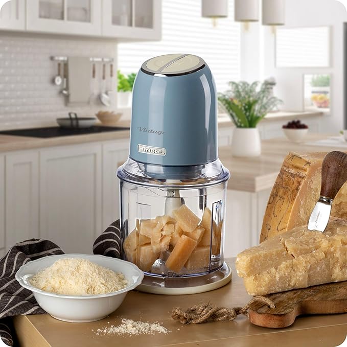 Design retrò e potenza a meno di 20€: Ariete Tritatutto Vintage 438 in super offerta