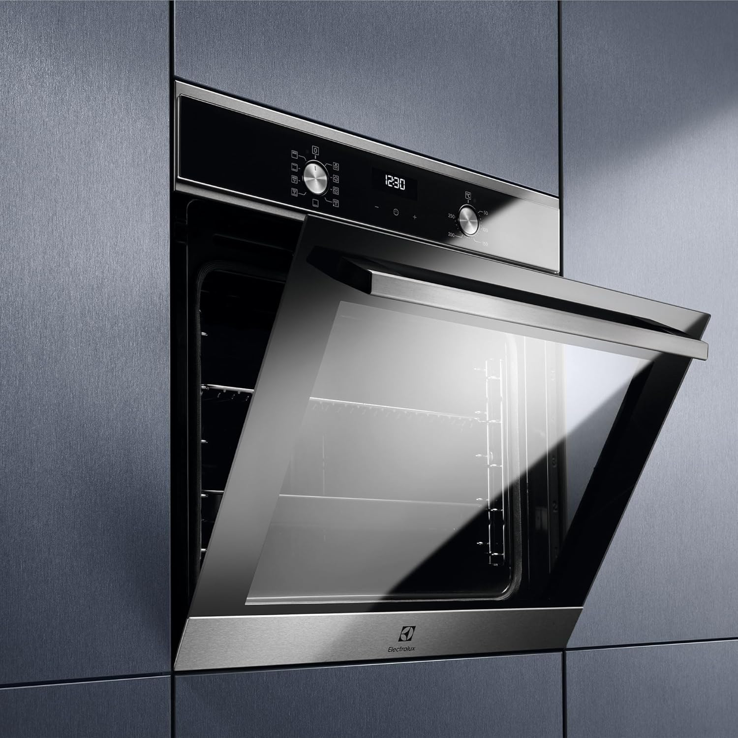 Forno da incasso Electrolux Serie600 al minimo storico: meno di 260€ su Amazon