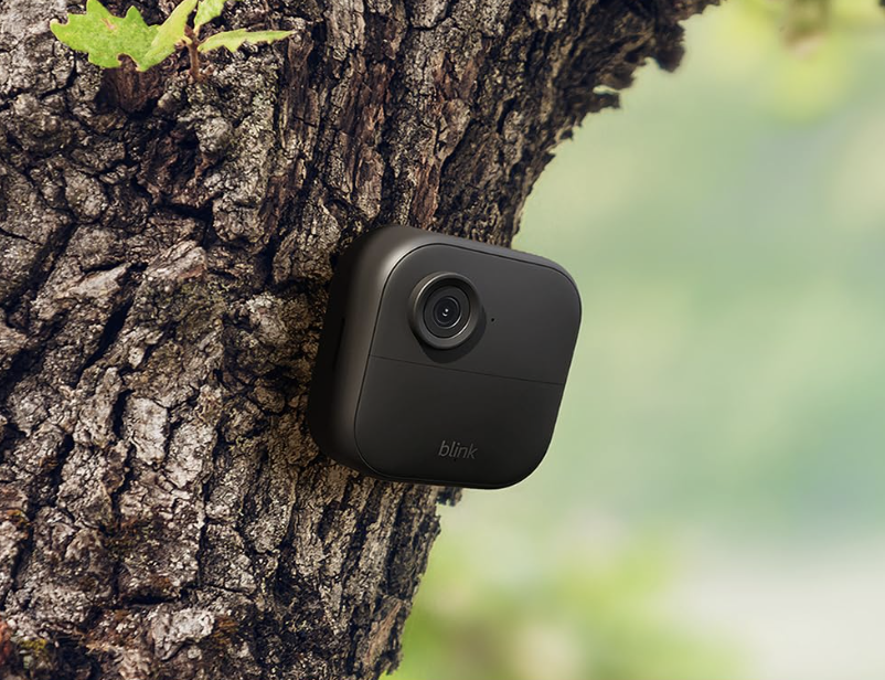 Blink Outdoor 4 al minimo storico: Kit 4 videocamere con modulo 4 anni di autonomia a 132,99€