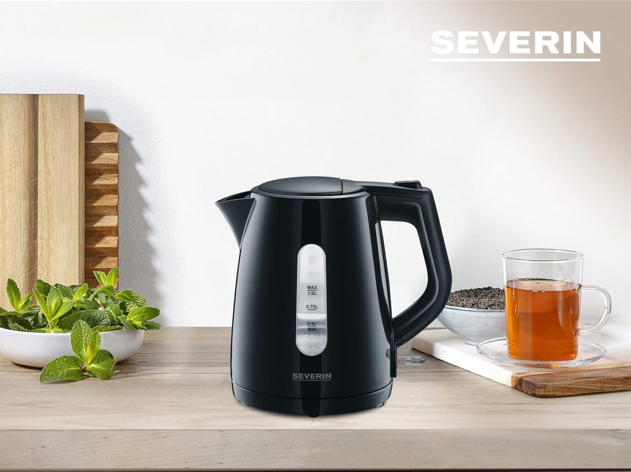 Acqua calda in pochi istanti: il bollitore SEVERIN da 2200W è in offerta ad appena 15€ su Amazon