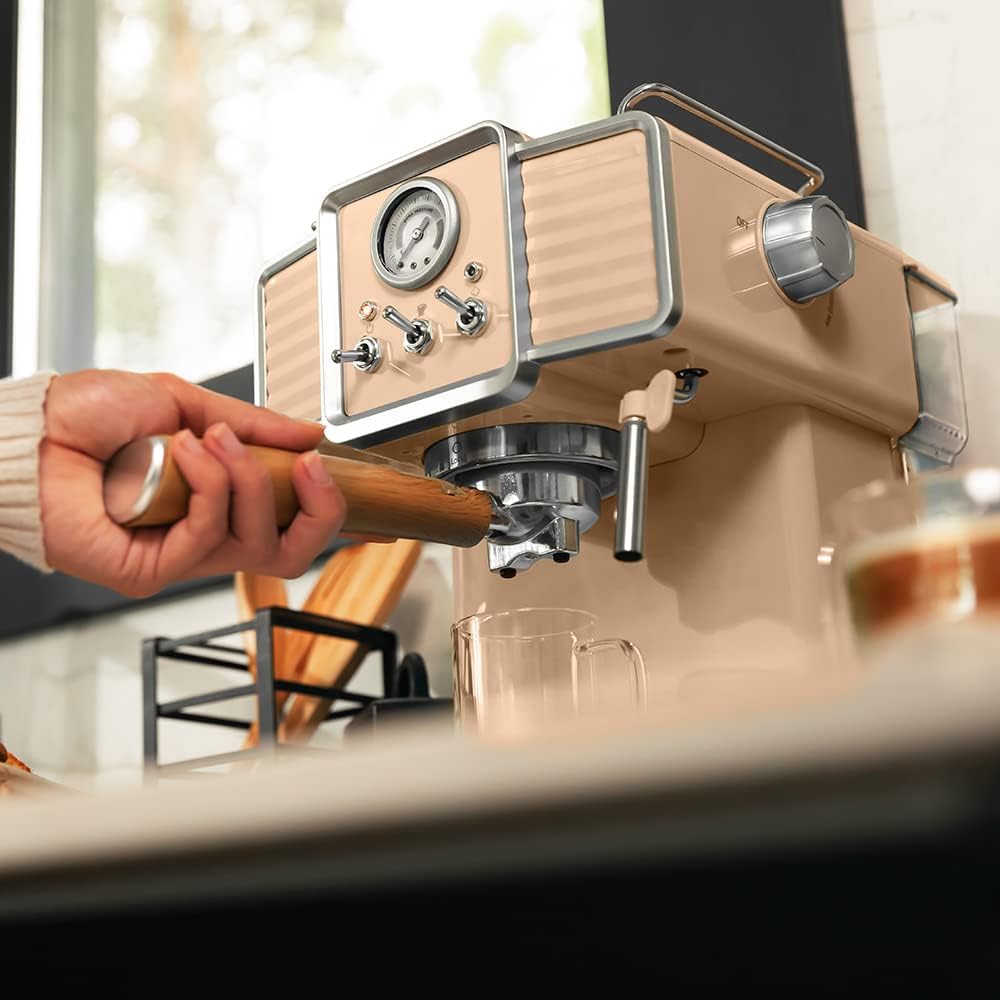 Super prezzo su Amazon per questa Macchinetta per il caffè dal design vintage