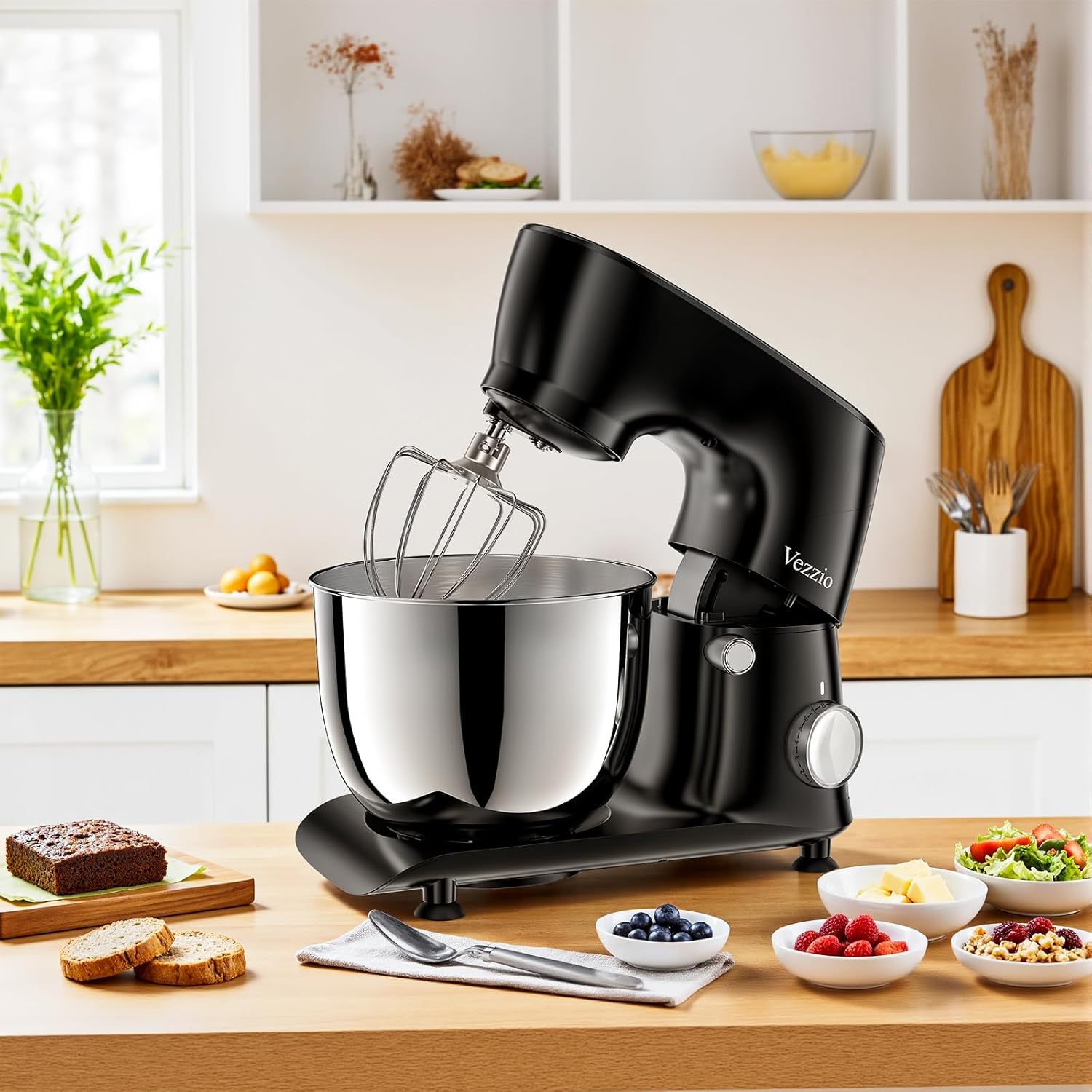 Vezzio 1500W: la planetaria con ciotola da 5,5L scende a 71 euro su Amazon