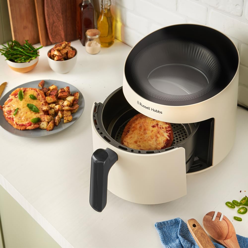 Friggitrice ad aria Russell Hobbs scende a 37 euro: l’occasione Amazon al minimo storico