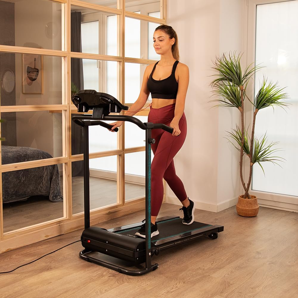 Sconto per mettersi in forma: Tapis Roulant pieghievole Cecotec in offerta sotto i 150€ su Amazon