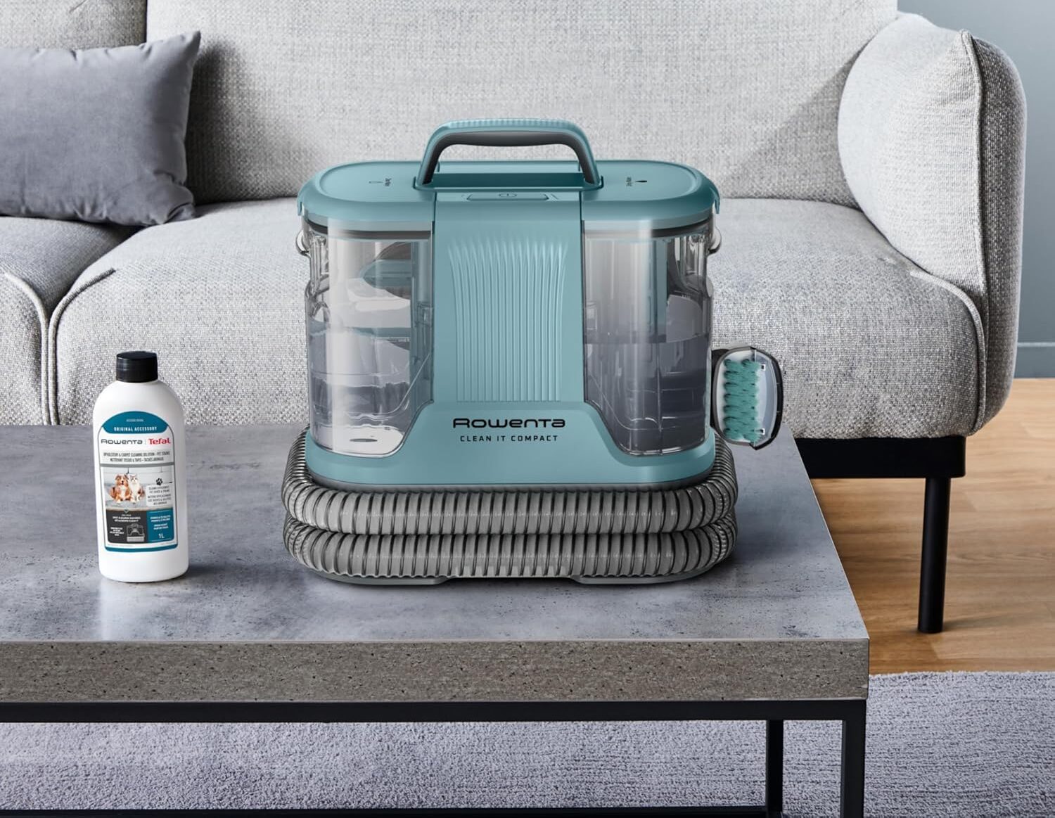 Addio macchie su divani e tappeti con meno di 110€: perché il Rowenta Clean It è un affare