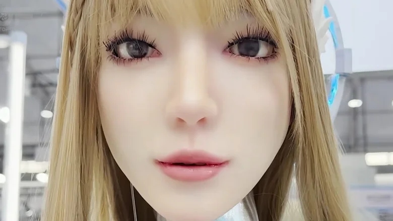 Dalla Cina arriva il robot che piange a comando